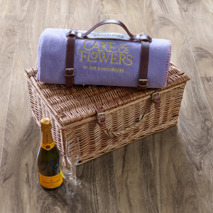 The Picnic Snug